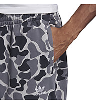 adidas Originals Camo Dipped - pantaloni fitness - uomo, Grey/Black