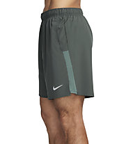 Nike Dri-FIT Challenger 7" - kurze Laufhose - Herren, Green