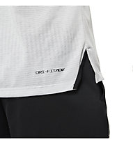 Nike NikePro Dri-FIT ADV M Short - T-shirt - Herren, Light Grey