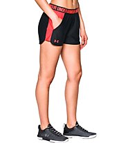Under Armour Play Up - pantaloni corti fitness - donna, Black/Red